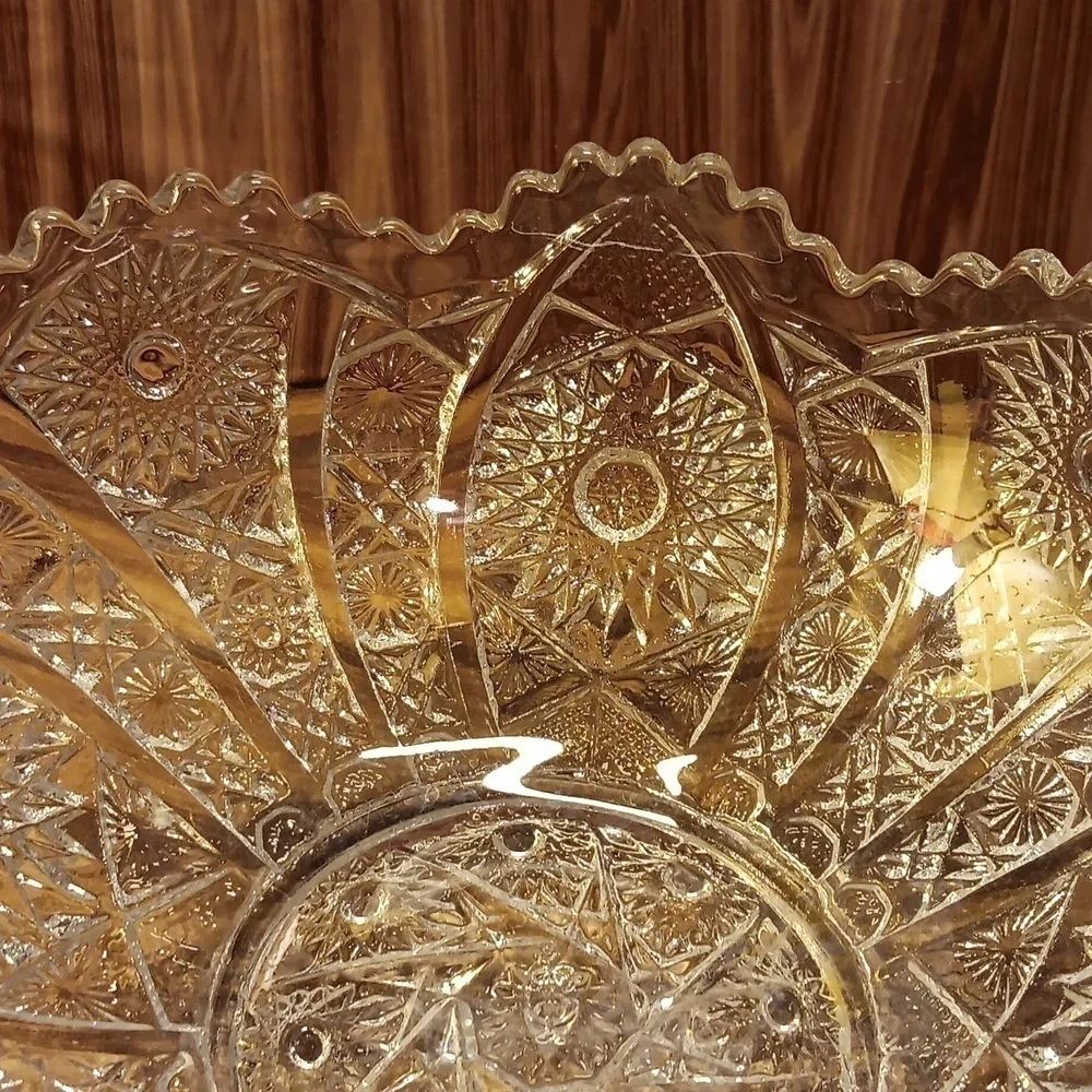 Vintage 1950s Imperial Glass Co serving bowl